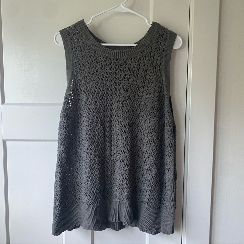 A New Day Dark Gray Sleeveless Knit Tank Top